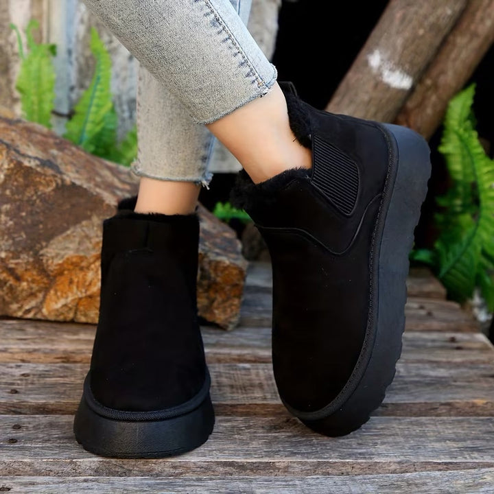 Mabel Cove Winter Boots by Modioza