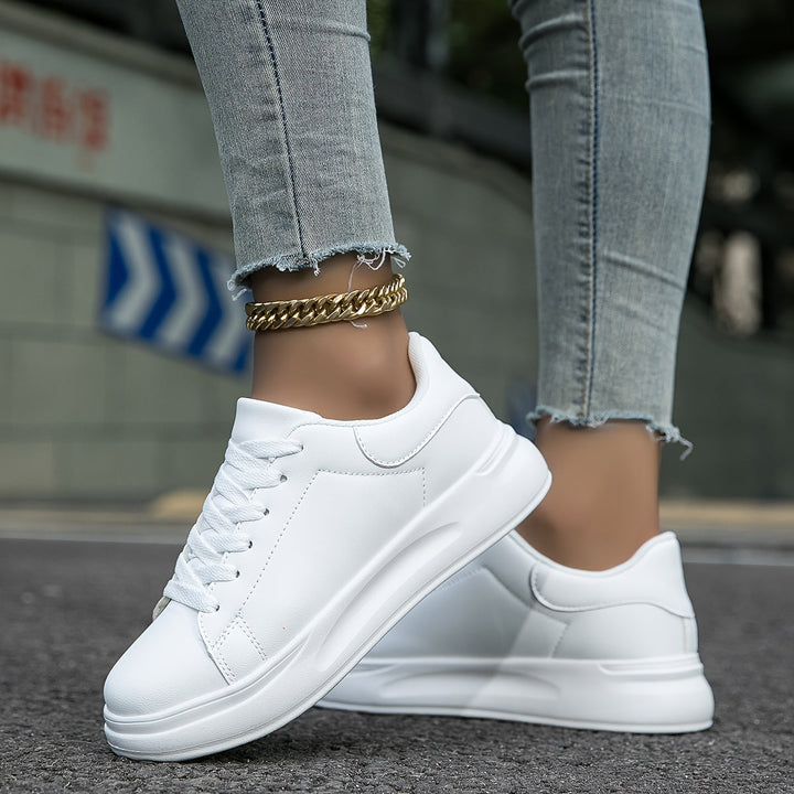 Peyton Willow Everyday Sneakers – White