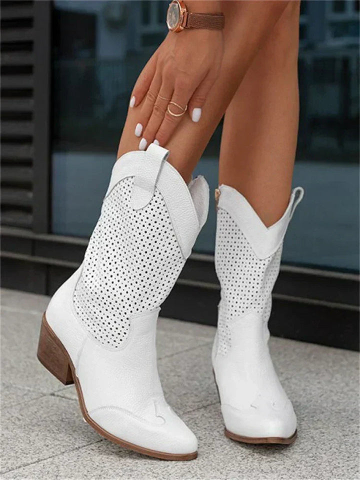 Cassidy Aspen Western Ankle Boots – White