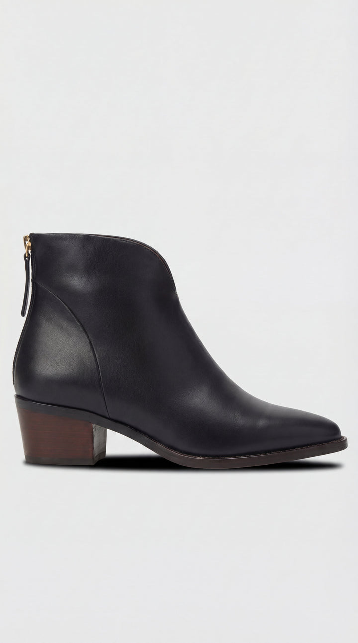 Sloane Meadow Ankle Boots – Black