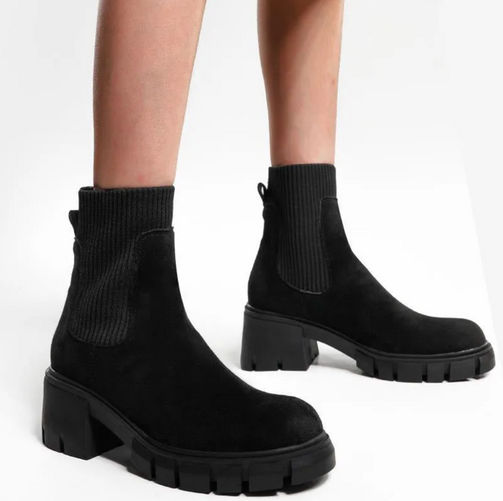 Lucy Row Heeled Boots by Modioza