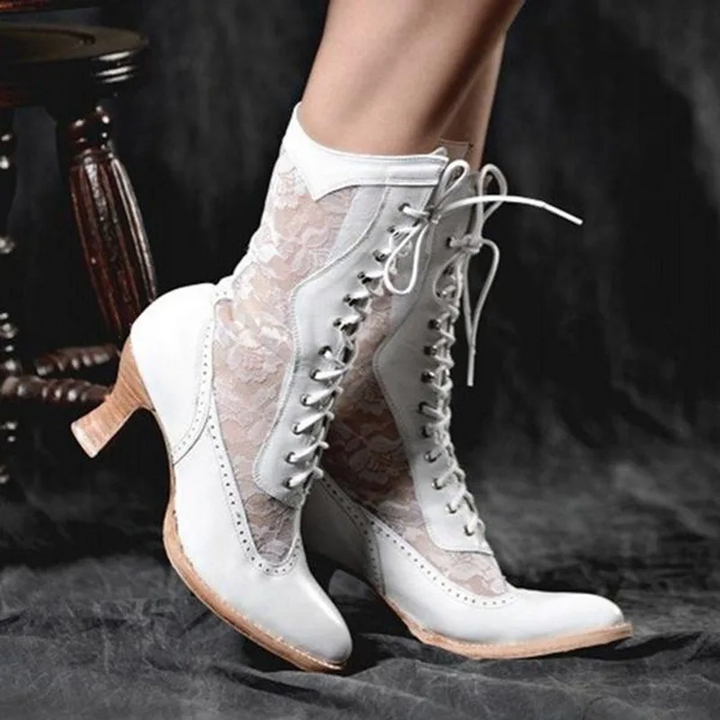 Harlow Juniper Ankle Boots – White