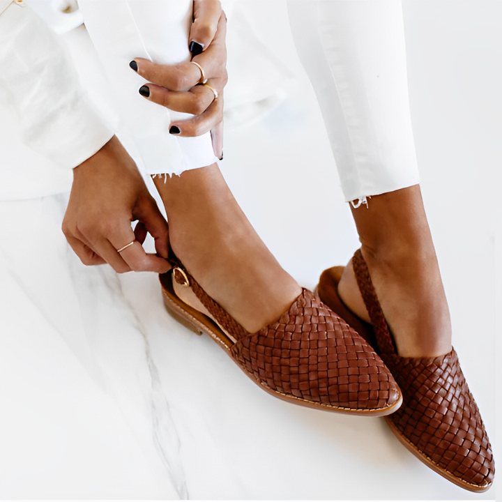 Kinsley Meadow Slingback Flats – Brown