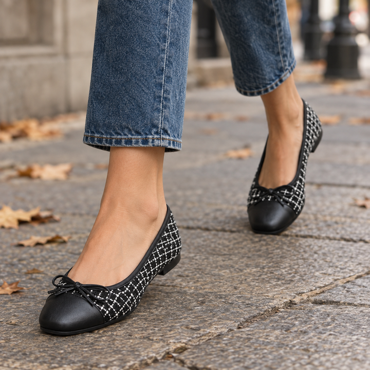 Blair Harbor Ballet Flats – Black